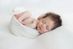 Simple, timeless and pure newborn photography